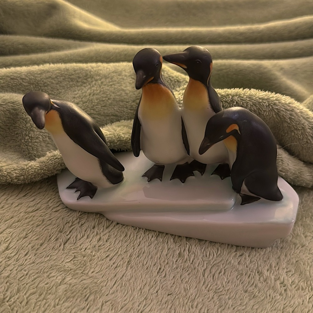 Adorable Herend Penguins